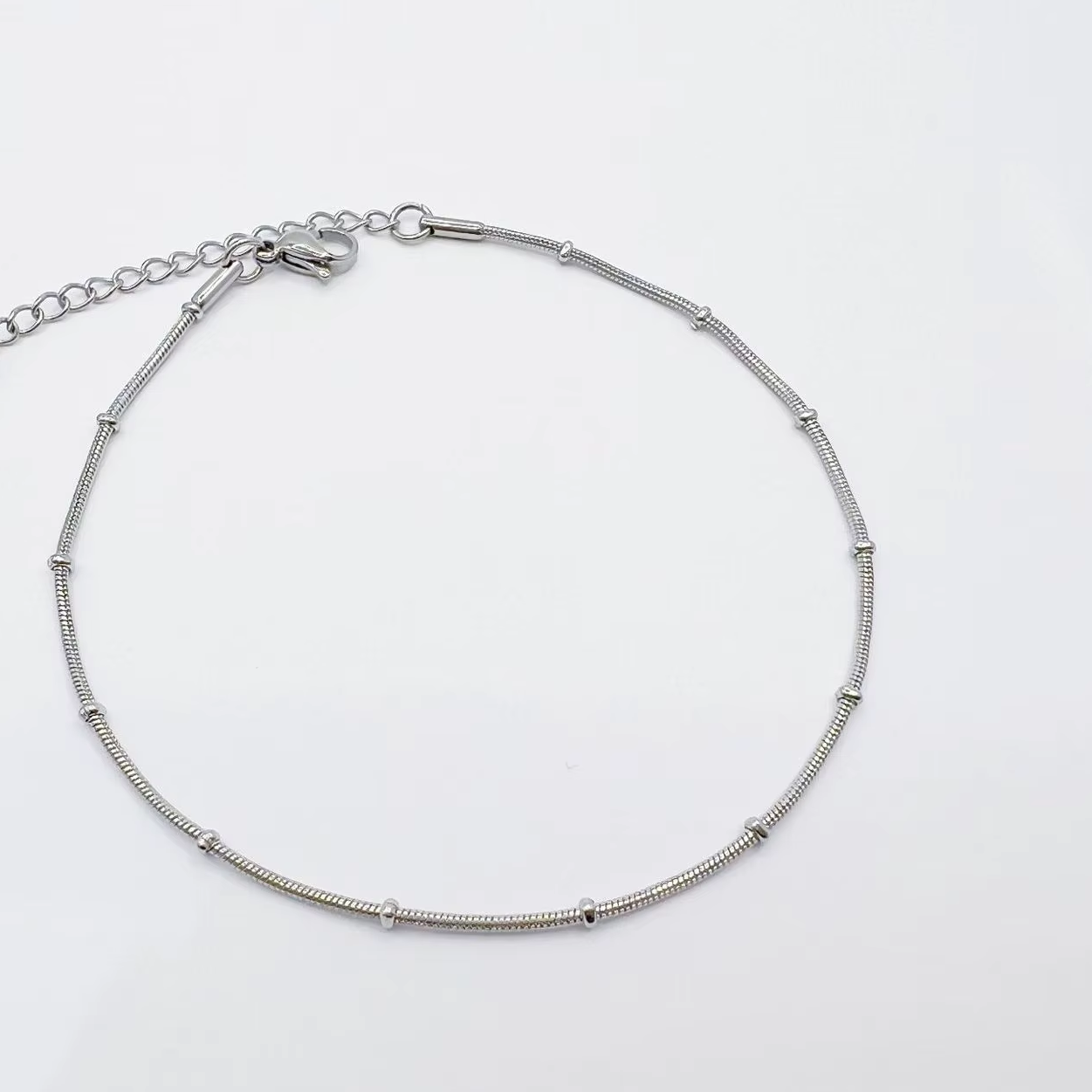 BEADED CHAIN BRACELET