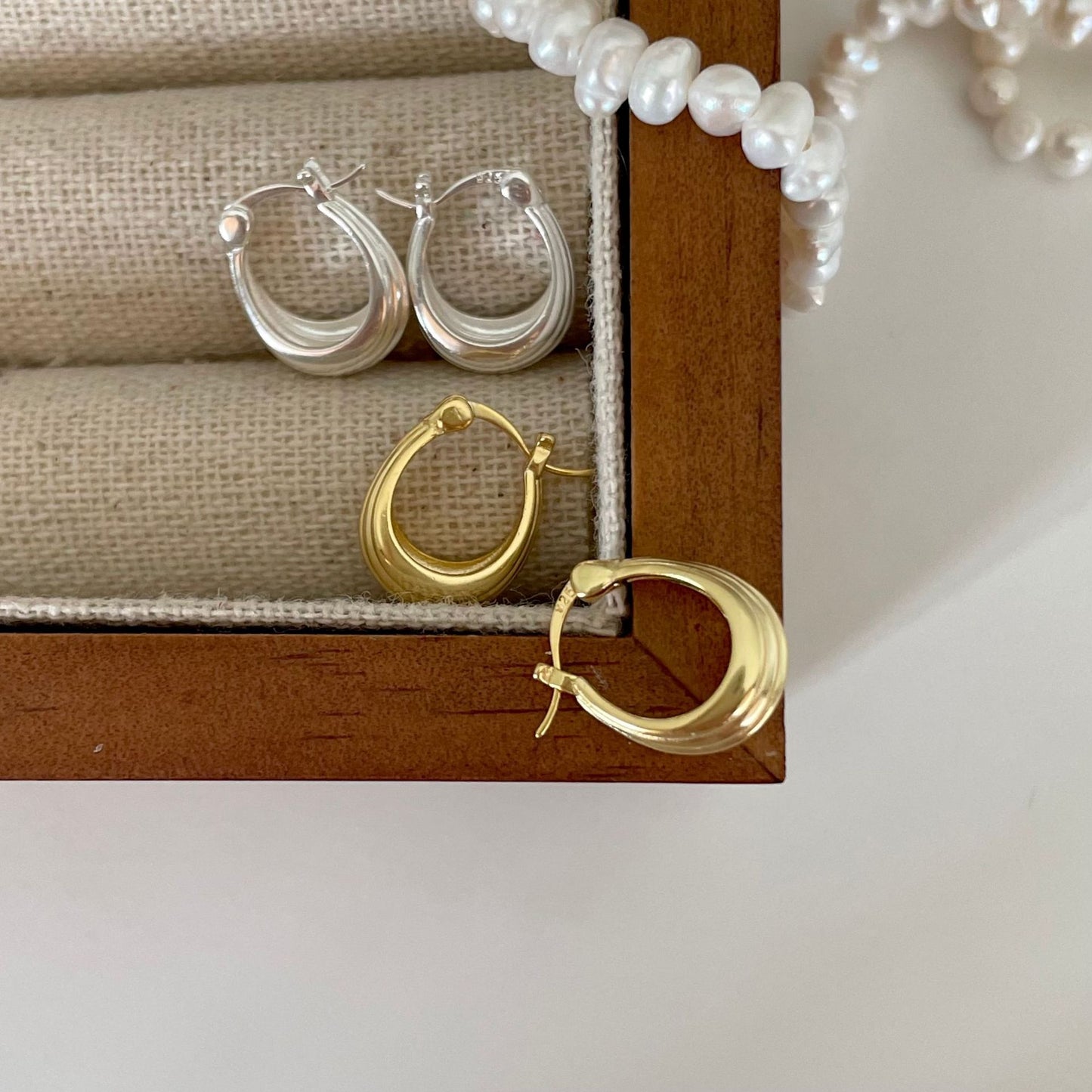SWEET SUNDAY HOOP EARRINGS