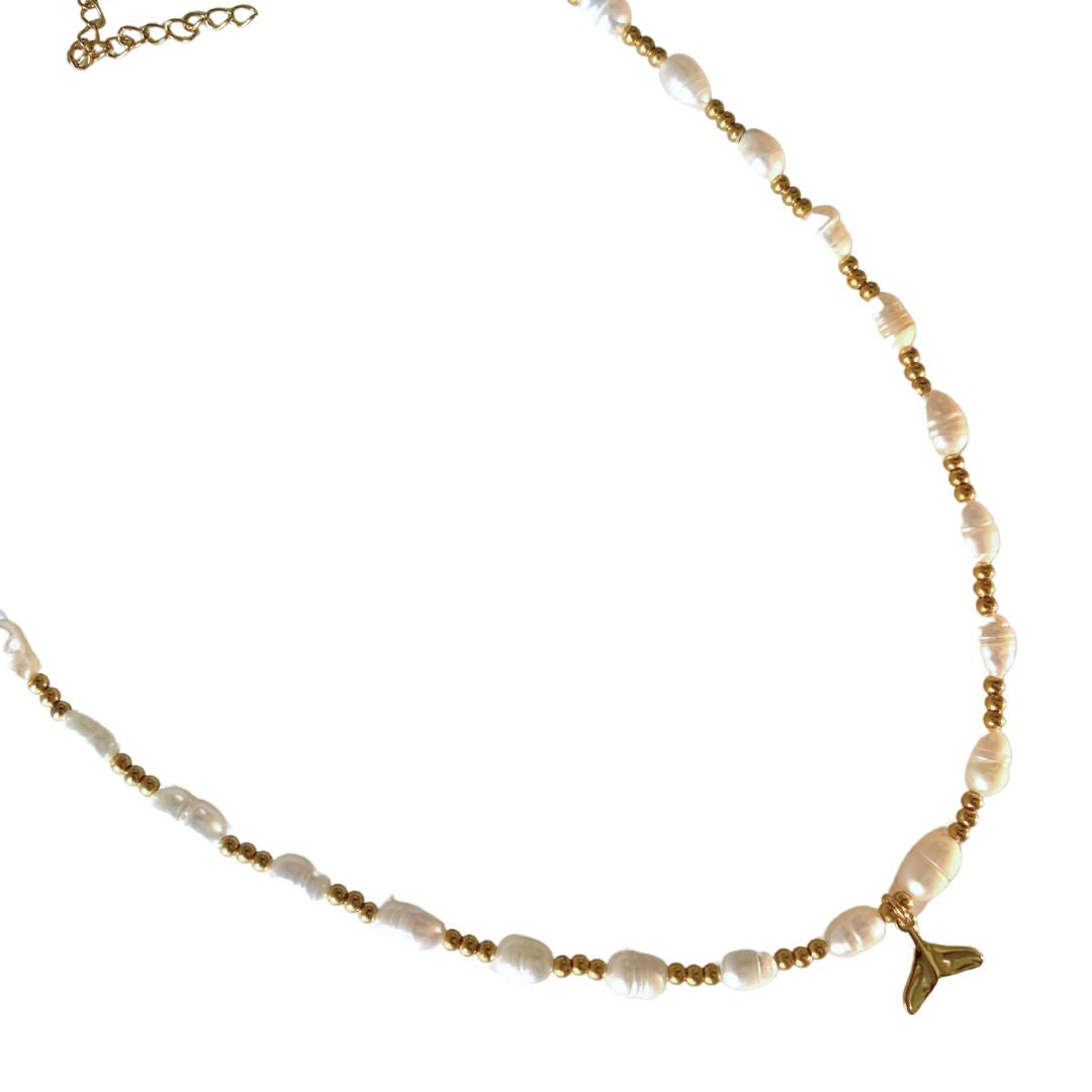 QUEEN OF THE SEA NECKLACE