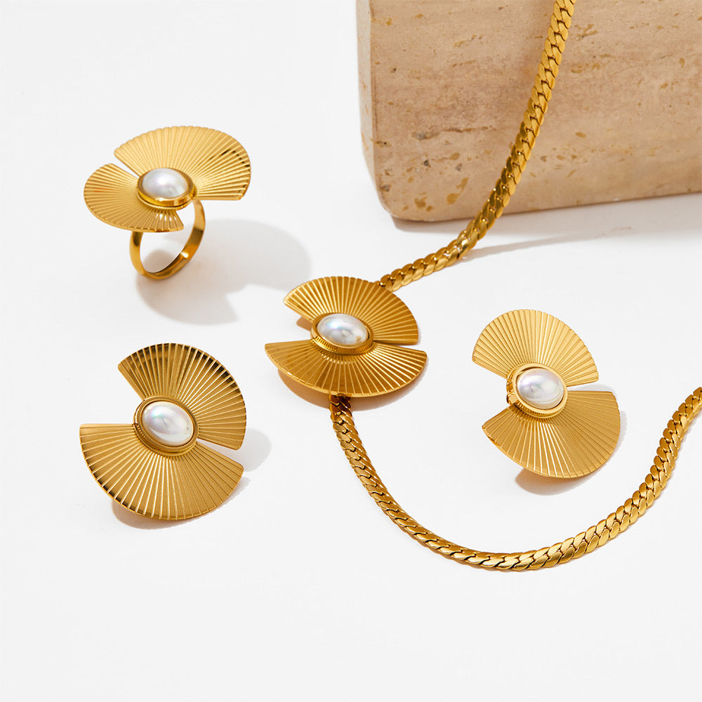 DAISY RING