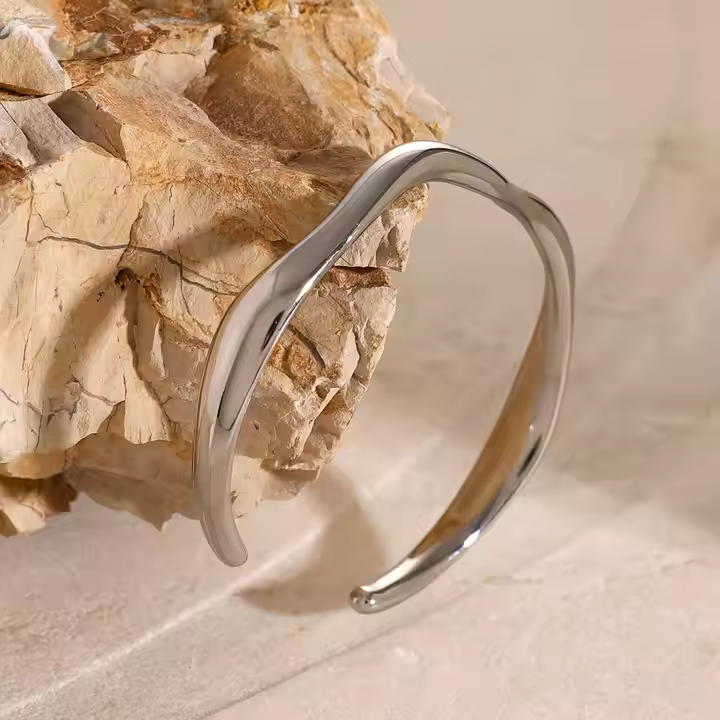 DATE NIGHT BANGLE