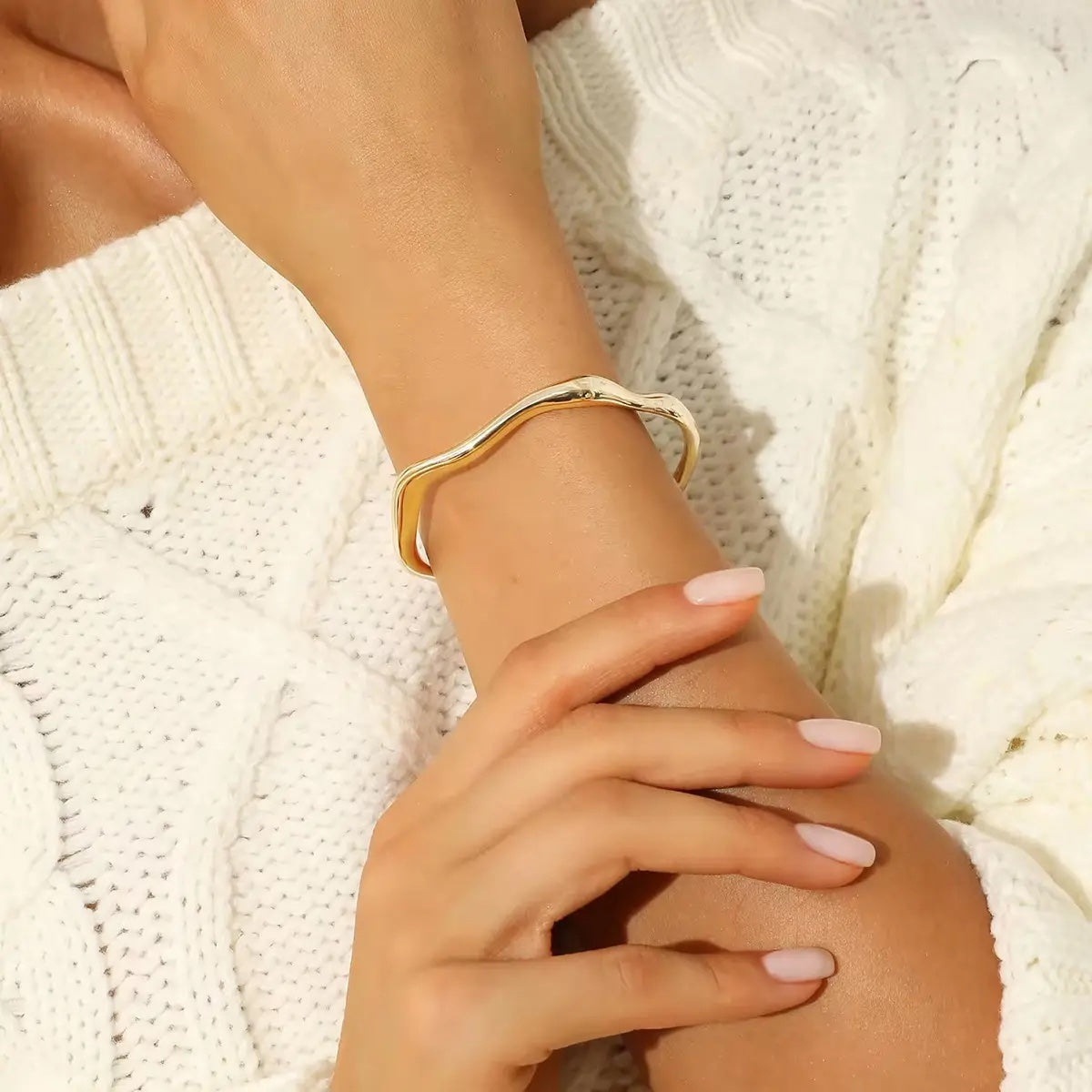 DATE NIGHT BANGLE