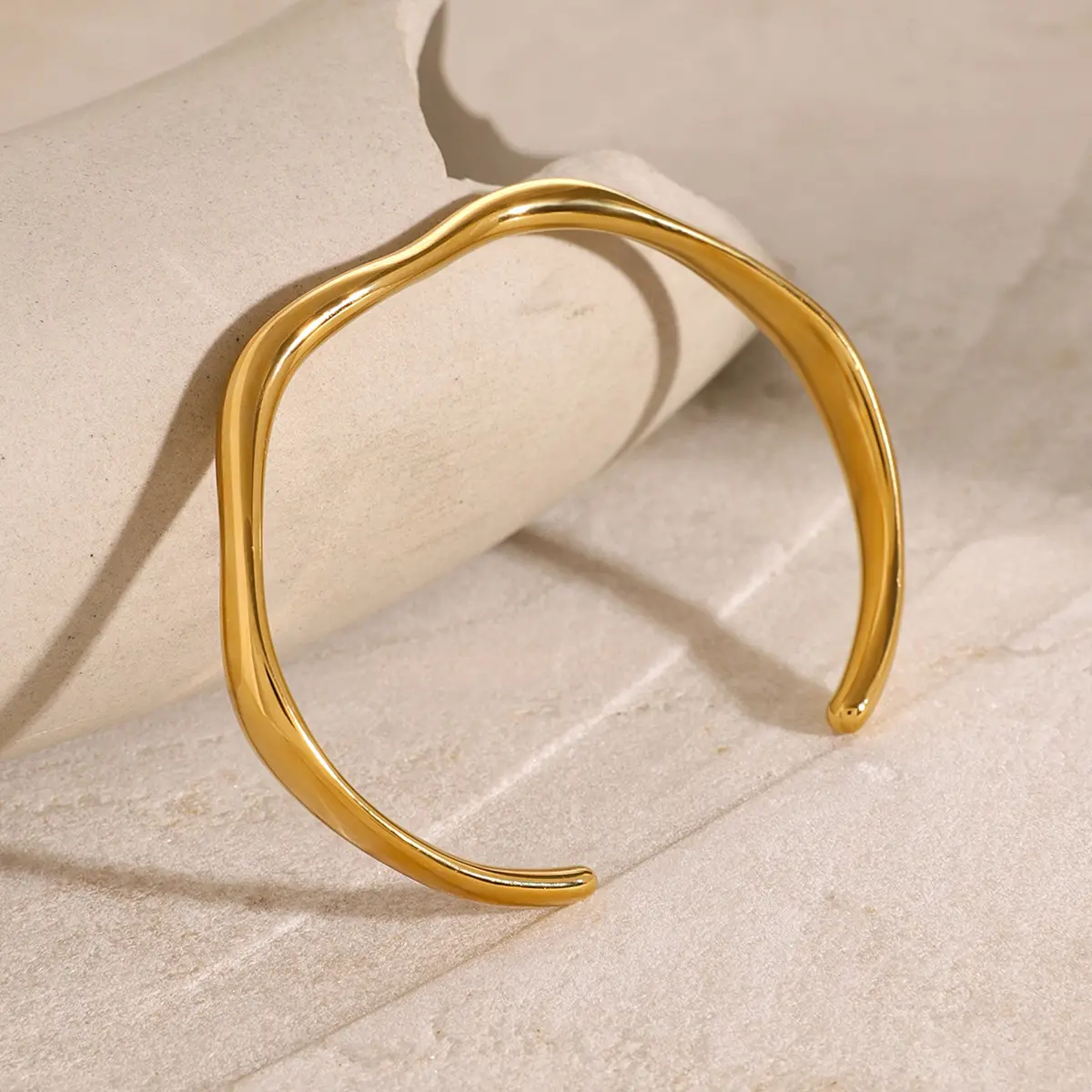 DATE NIGHT BANGLE