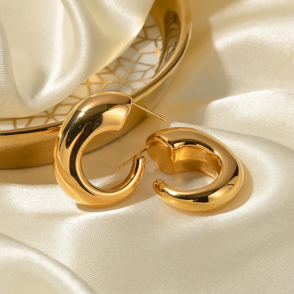 BRAVE HEART HOOP EARRINGS