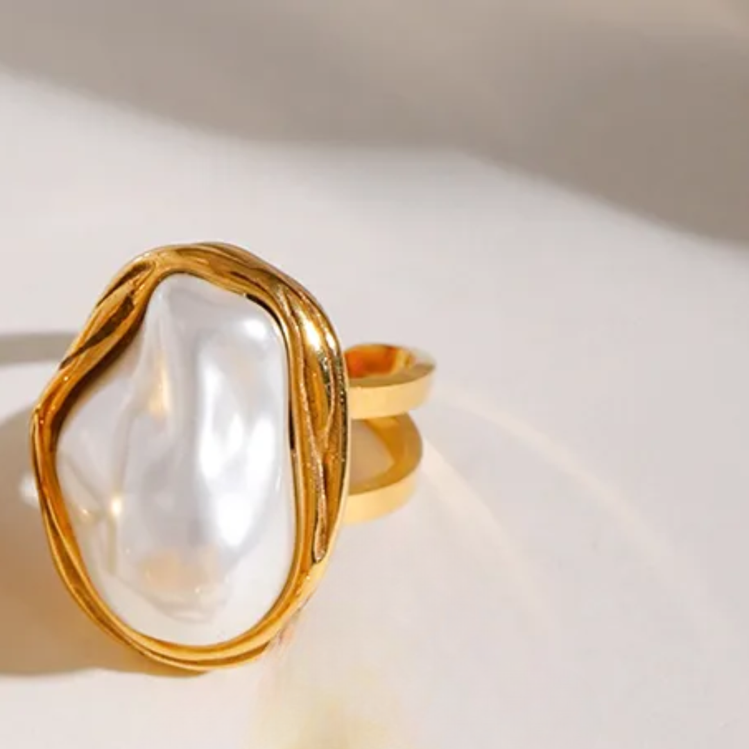 SEA CREATURES PEARL RING