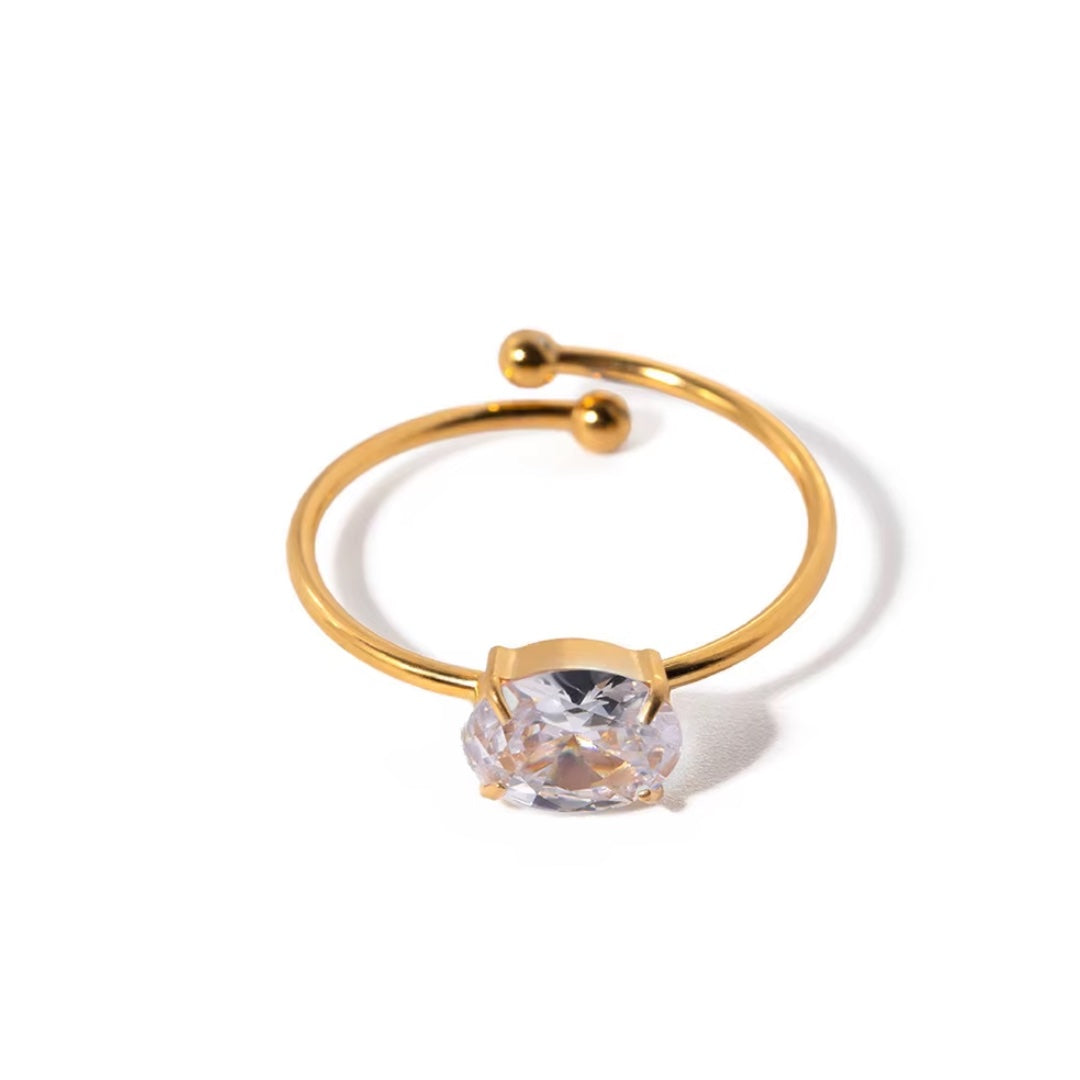 OVAL STONE SET RING