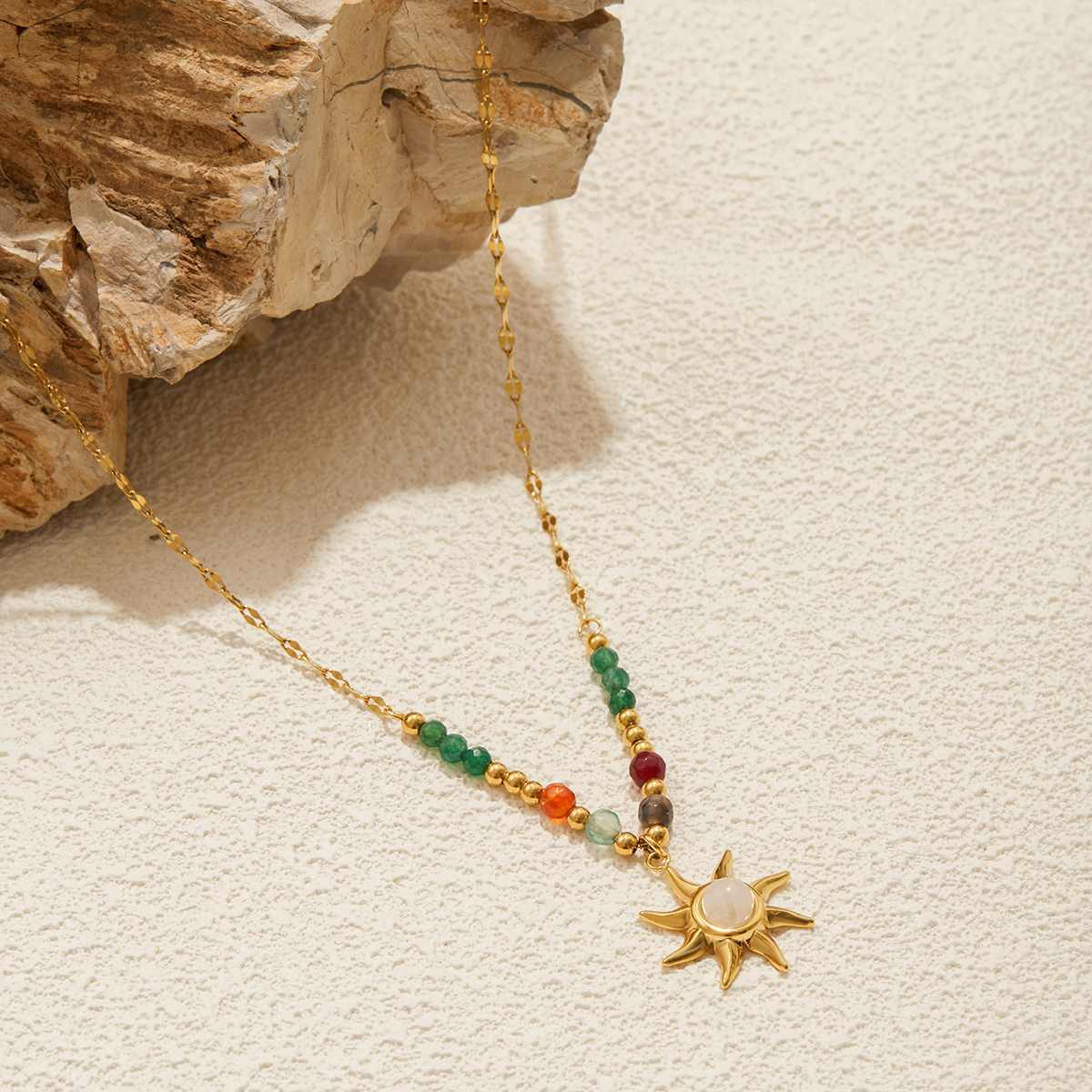 SUN DRENCHED NECKLACE