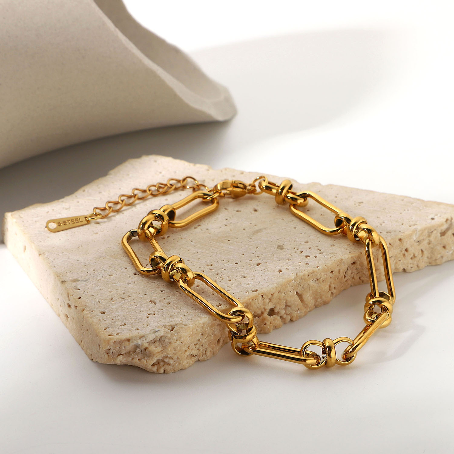ISLE OF CAPRI CHAIN BRACELET