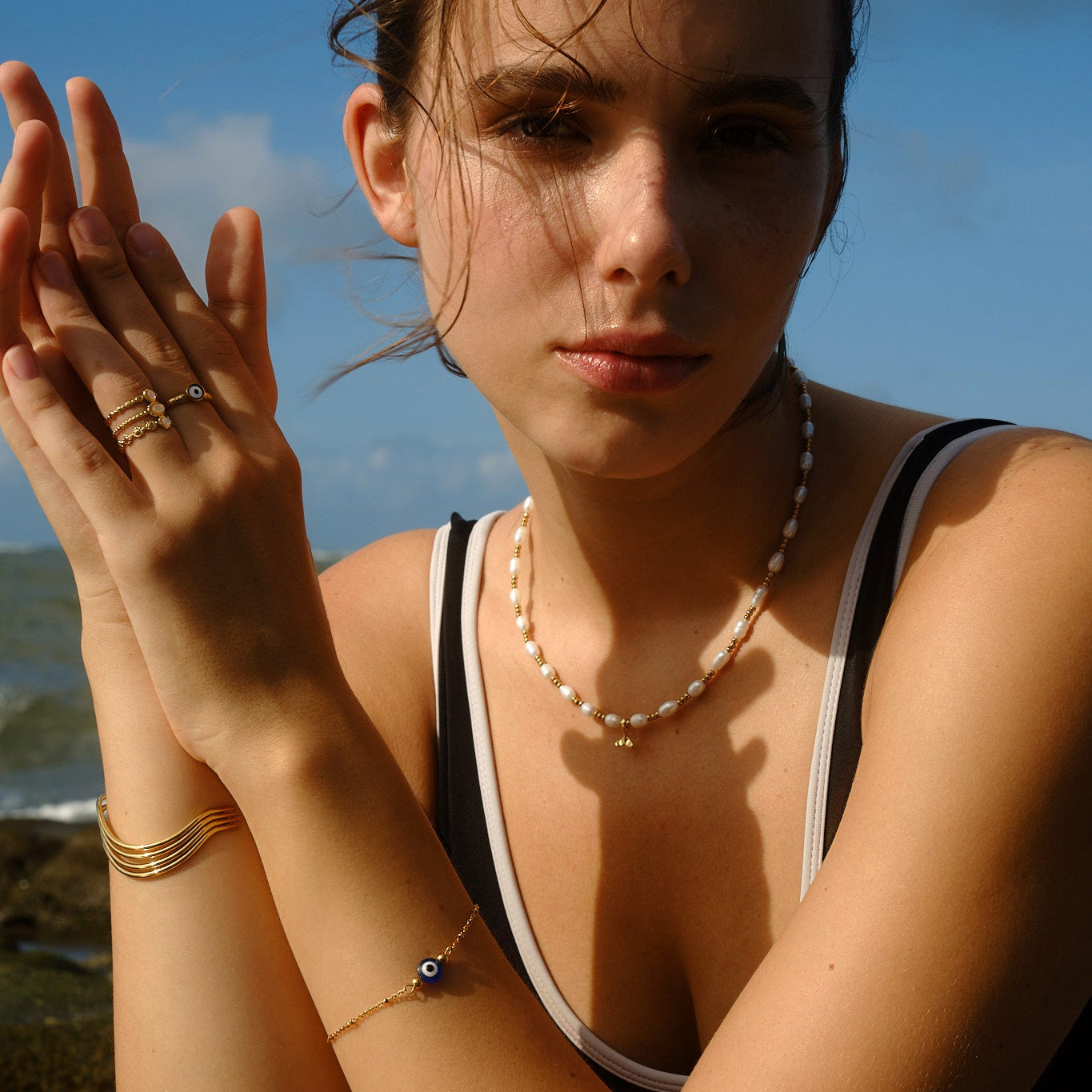 QUEEN OF THE SEA NECKLACE