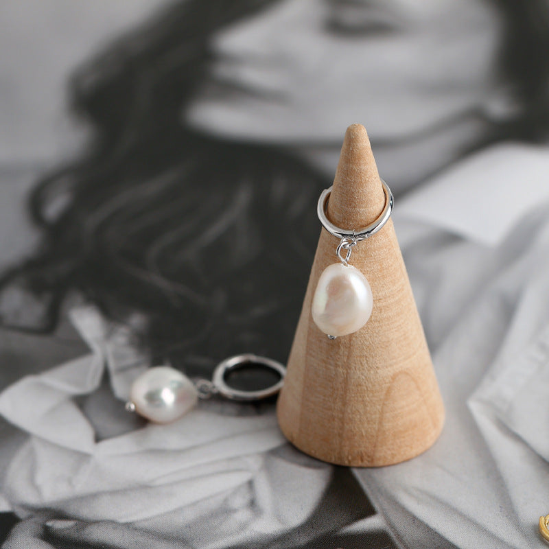 DROP IN THE OCEAN PEARL HOOP EARRINGS