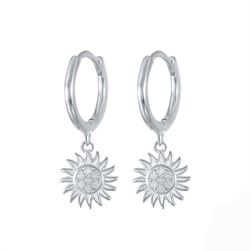 GARDEN OF EDEN HUGGIE HOOP EARRINGS