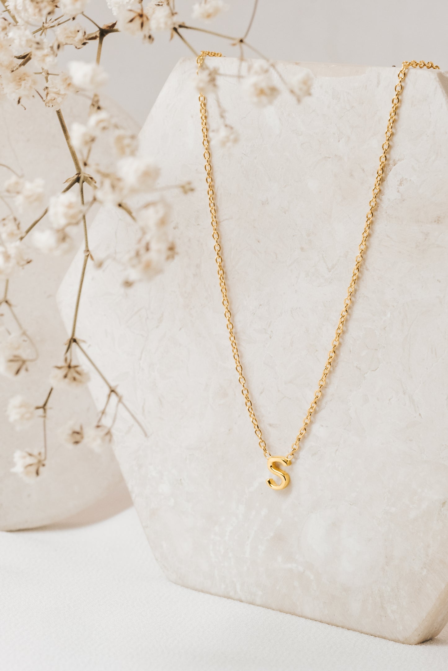 INITIAL NECKLACES SILVER/GOLD