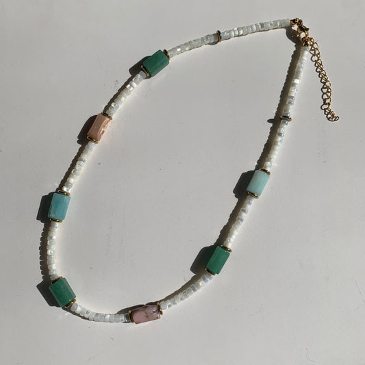 BREEZE NECKLACE