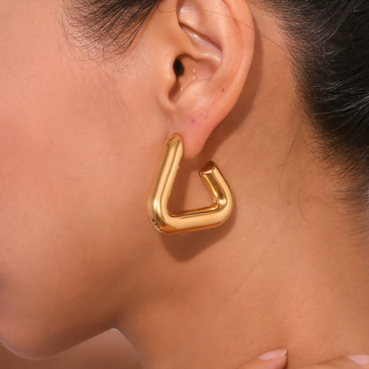 FINE LINE TRIANGLE HOOP EARRINGS