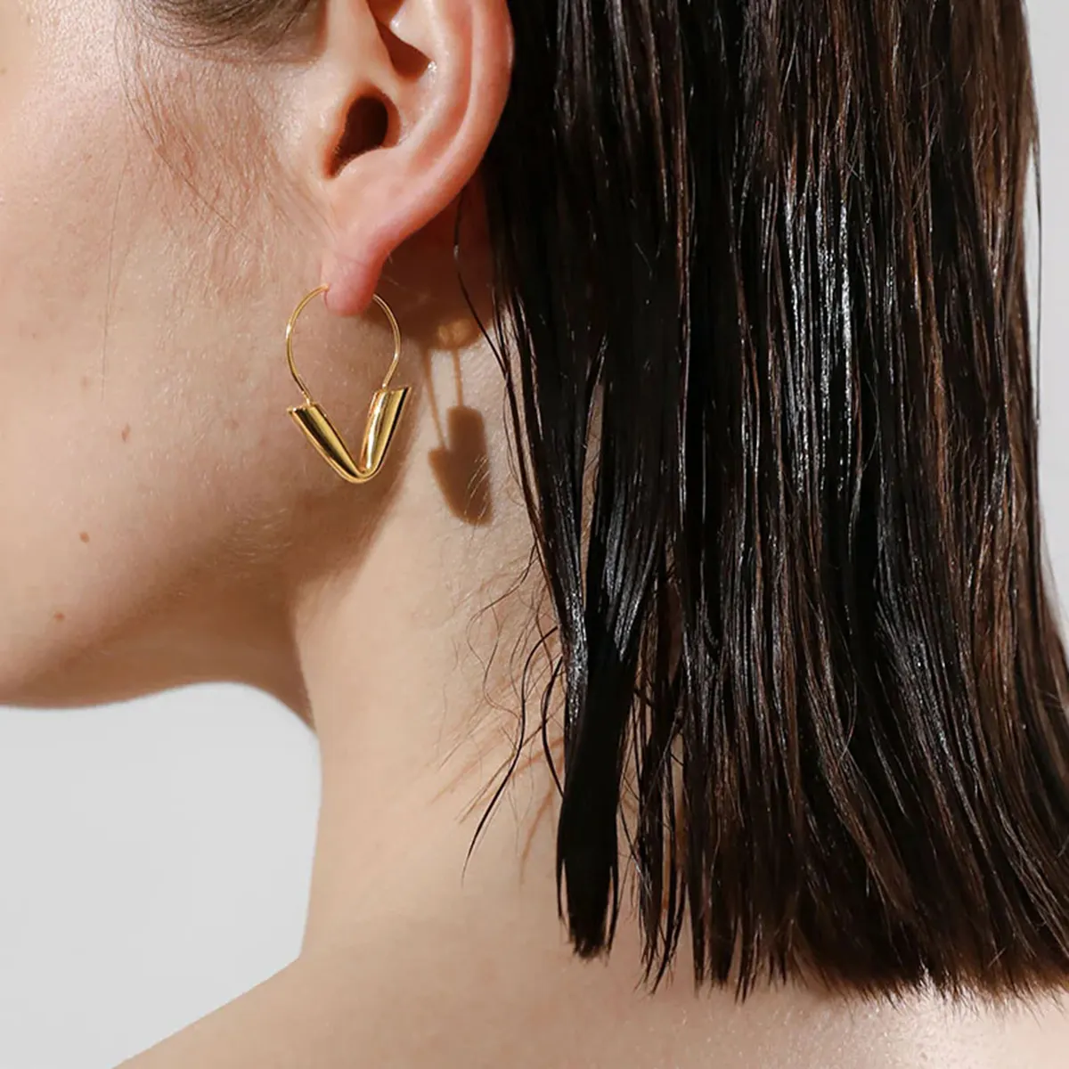 SUNSET TRIANGLE HOOP EARRINGS