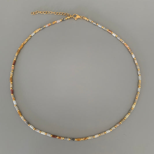 COOL SUMMERS AGATE NECKLACE