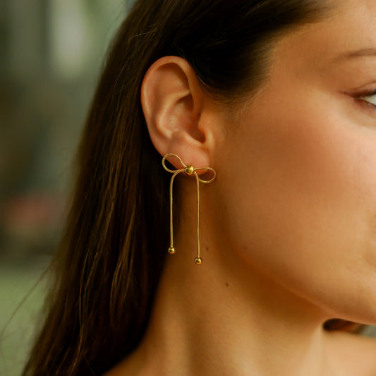 TIE THE KNOT EARRINGS