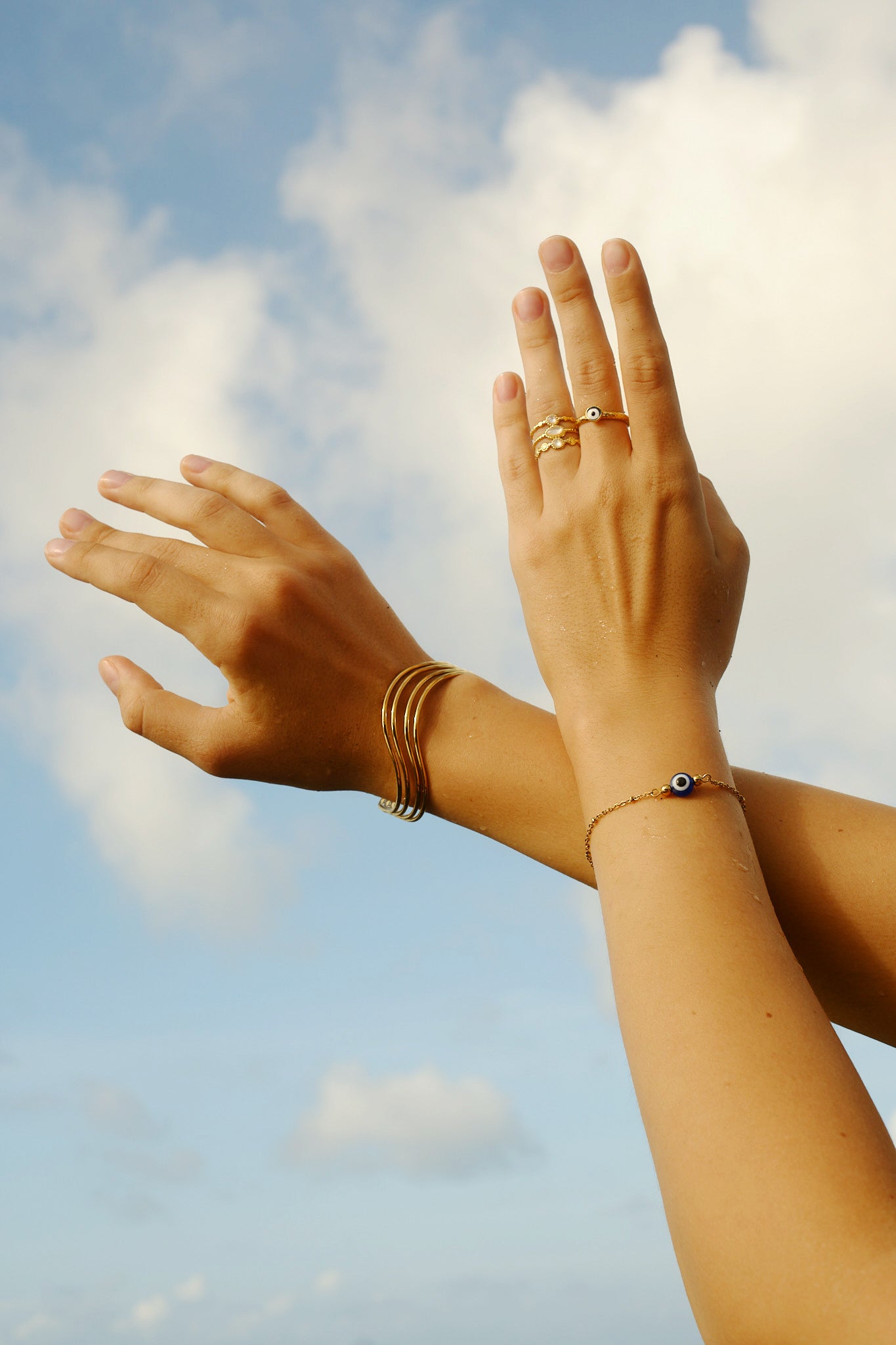 MULTI WAVE CUFF