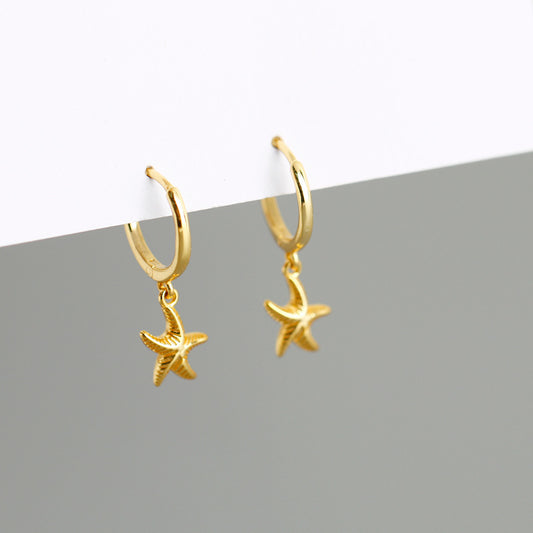 STARFISH HUGGIE HOOP EARRINGS